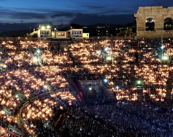 © Arena di Verona