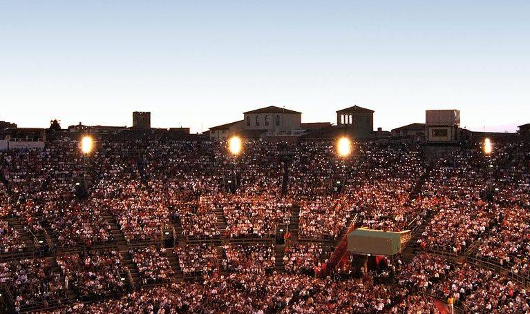 © Arena di Verona