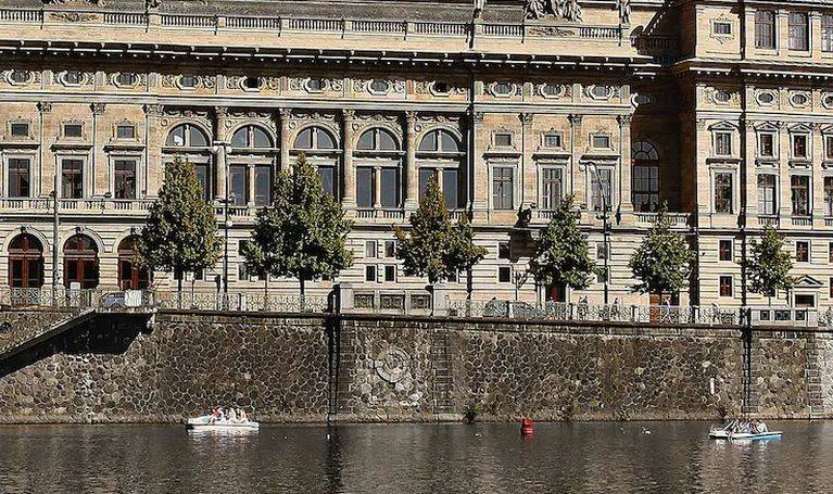 © National Theatre Prague