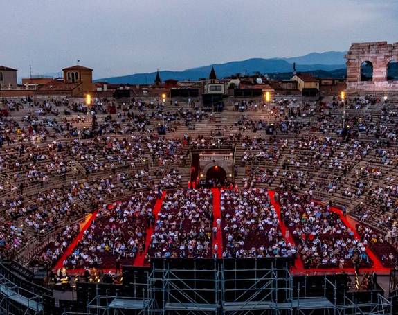 © Arena di Verona