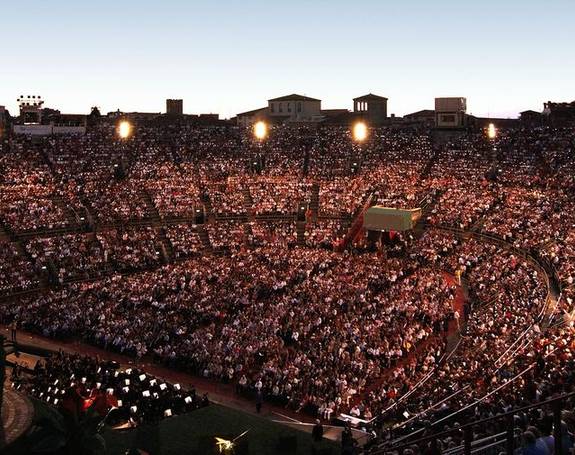 © Arena di Verona