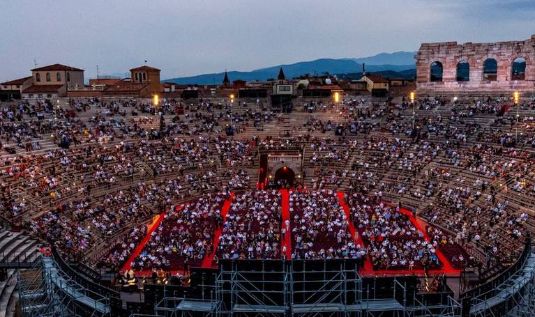 © Arena di Verona