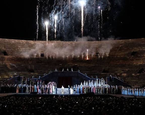 © Arena di Verona